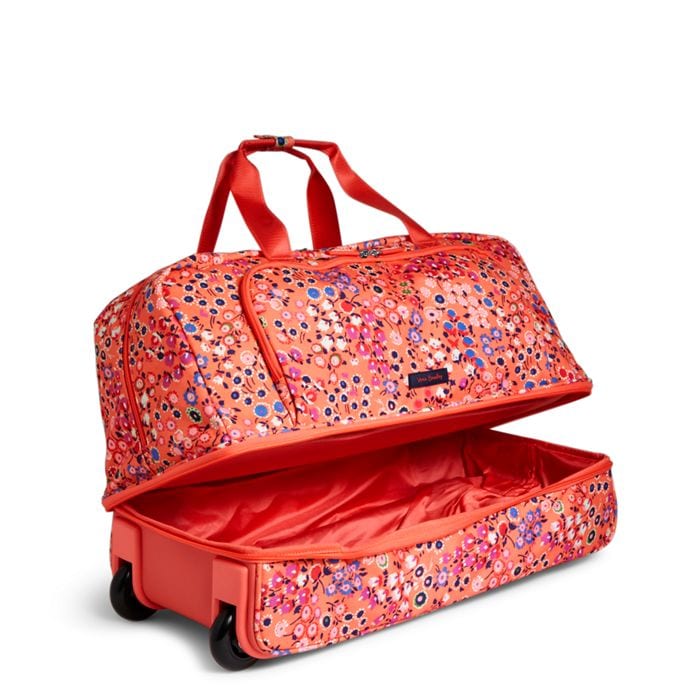 vera bradley carry on with wheels